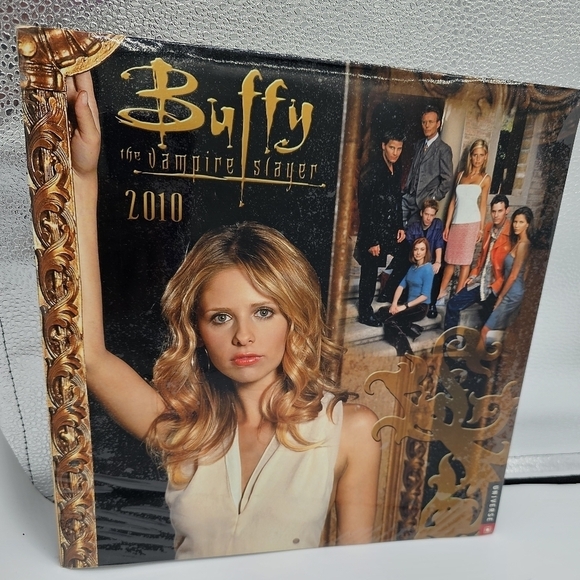 Buffy the Vampire Slayer 2010 Calendar - Picture 2 of 3